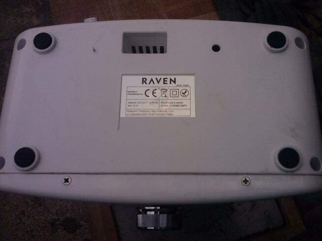 Nawilżacz ultradźwiękowy firmy Raven, 50 zł.