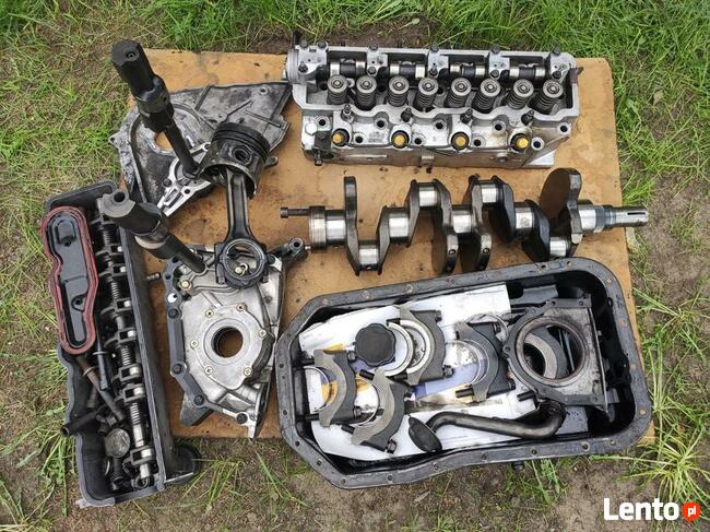 Głowica ,Pompa wtryskowa , tuleja TŁOKA BLOKU KIA K 2500