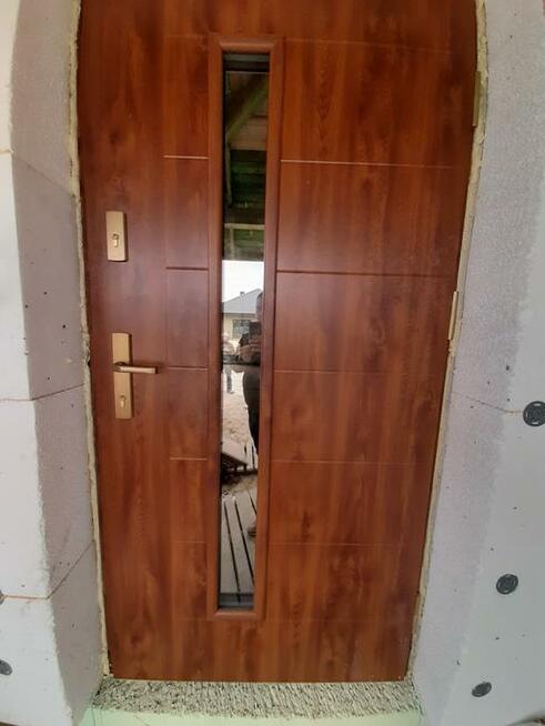 Okna, drzwi, rolety zewnętrzne