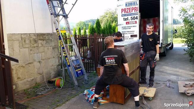 Profesjonalny transport pianina