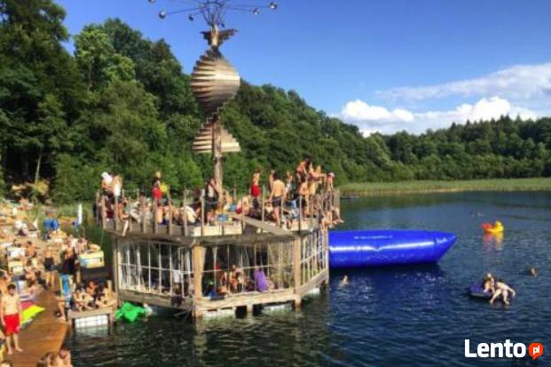 Nad jeziorami** budowlano-usługowa, Boczow