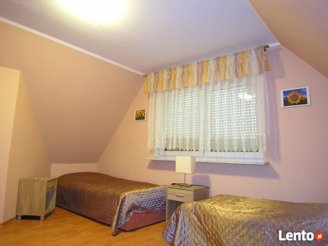 Dom nr 8 letniskowy na wakacje Domek nad jeziorem w Santocznie