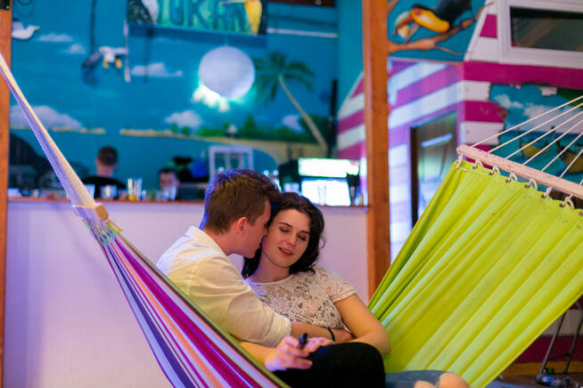 Lokal Na Urodziny z Przestronnym Ogrodem , Panieńskie, Osiem