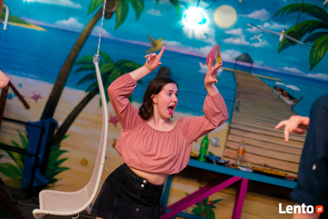 Lokal Na Urodziny z Przestronnym Ogrodem , Panieńskie, Osiem