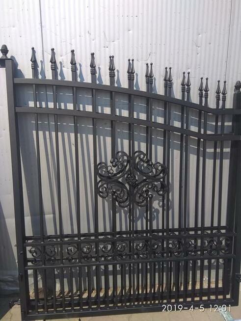 meble sklepowe, industrialne Ławy, Stoły, bramy ,przęsła, Furt