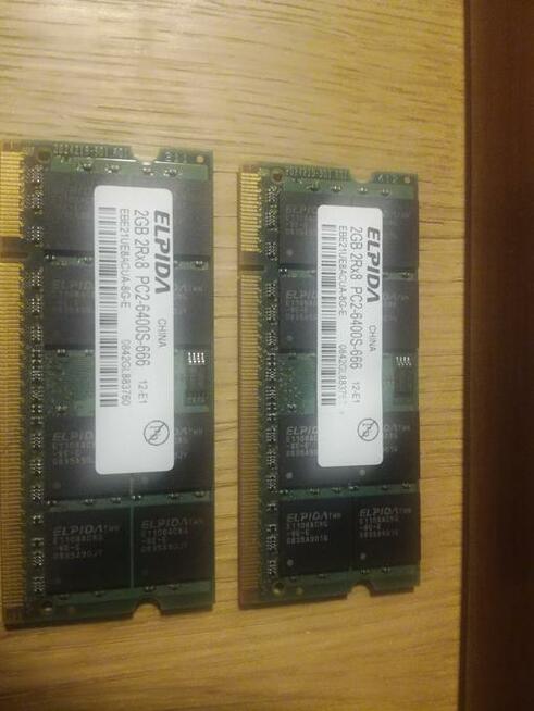 Dual ELPIDA 4GB , 2x2GB 2Rx8 PC2-6400S-666