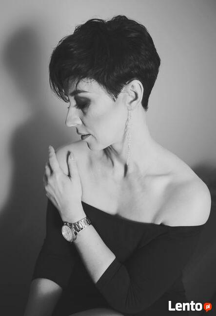 Kobiece sesje porterowe z makijażem