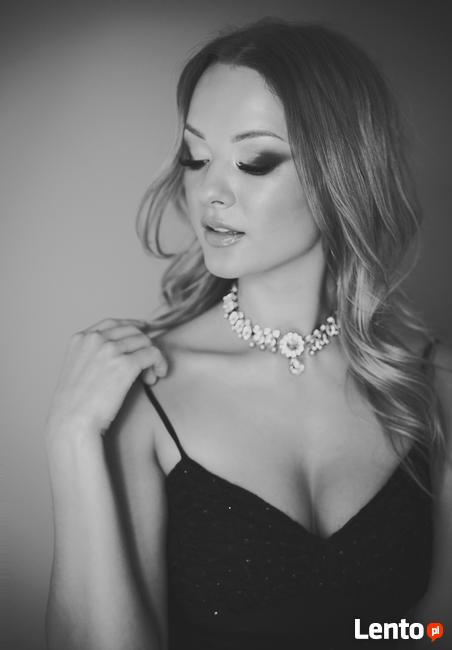 Kobiece sesje porterowe z makijażem