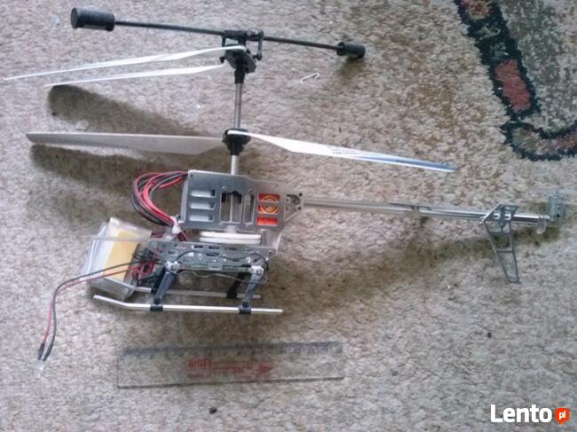 Helikopter duży, oraz inne małe, razem za 130 zł.