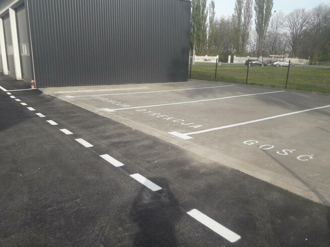 Malowanie miejsc parkingowych, linii, oznakowania poziomego