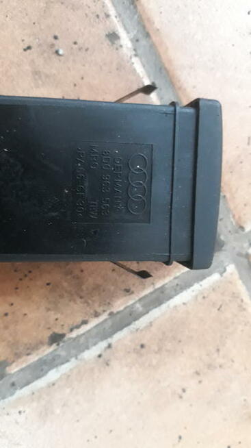 PRZEŁĄCZNIK GRZANIA FOTELA 8D0963563C AUDI