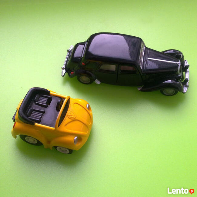 Modele miniatury samochodów Citroen.