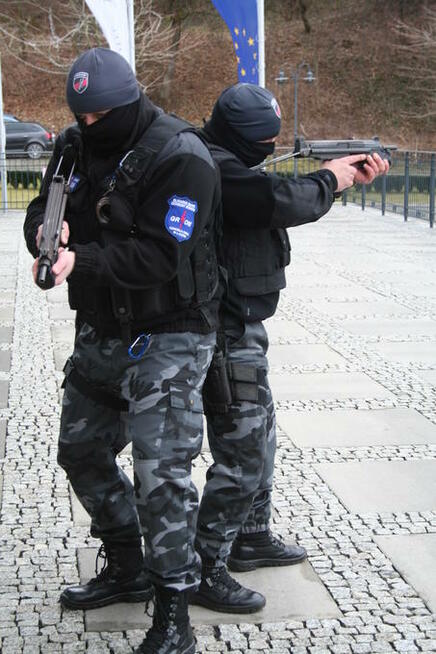 Kwalifikowany pracownik ochrony fizycznej, portier, dozorca