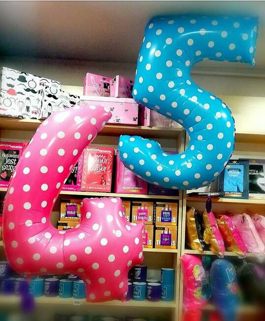 Napełnianie balonów helem