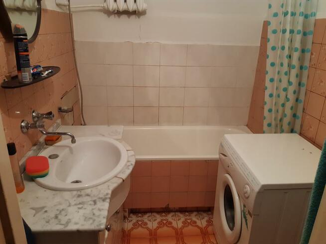 Wynajmę od zaraz 2 pokoje 1-osobowe 14 i 10 m2 ul Harnasie w