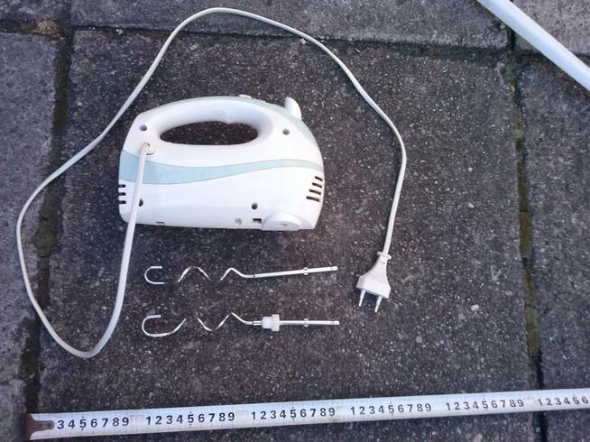 Mikser ręczny, 30 zł.