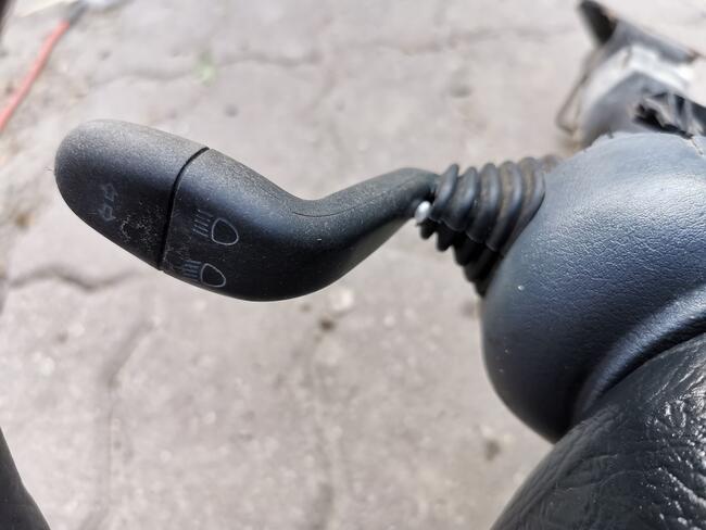 Kierownica Skoda Felicja Drzwi, stacyjka