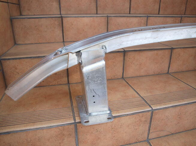 Audi A6 C8 belka wzmocnienie zderzaka przód 2018 - 2021r