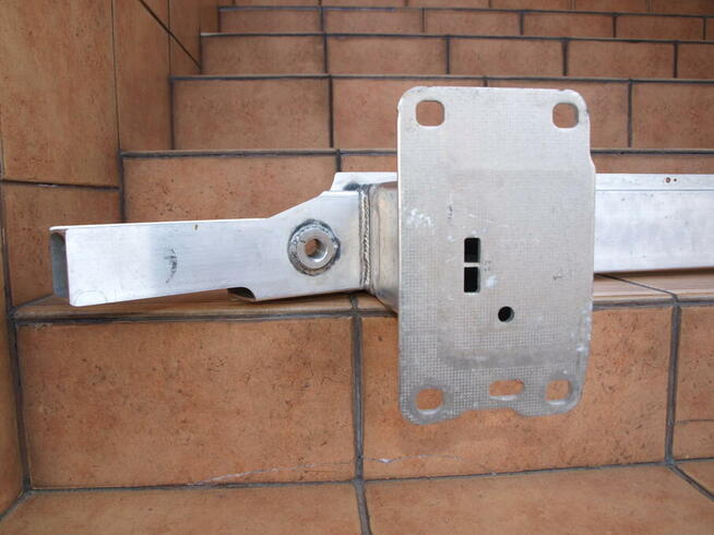 Audi A6 C8 belka wzmocnienie zderzaka przód 2018 - 2021r