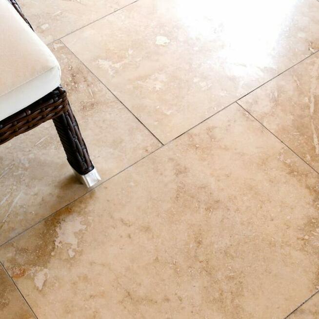 Płytki Trawertyn Classic Light szlif 61x61x1,2cm