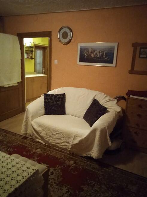 ZACISZNY DOMEK NIEDALEKO KAZIMIERZA DOLNEGO