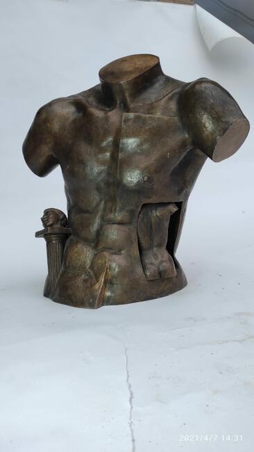 Lwy z brązu , Lew z brązu , Rzeźba Lwa z brązu Lwy pałacowe