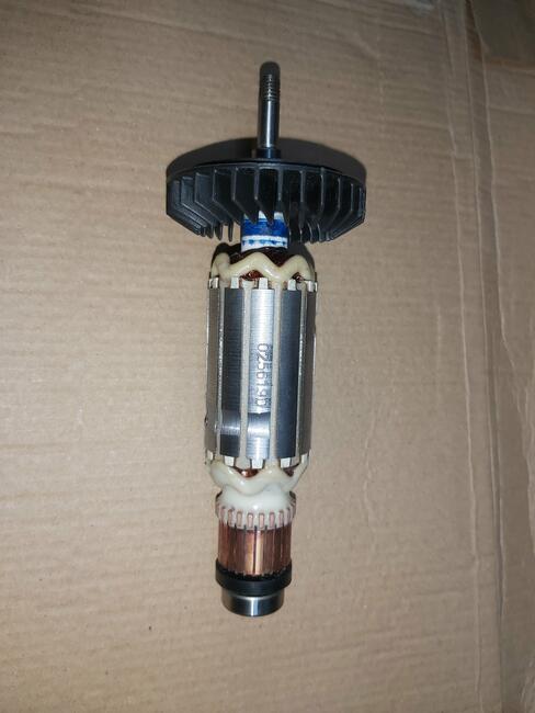 MAKITA WIRNIK 9554 9555 ORYGINALNY