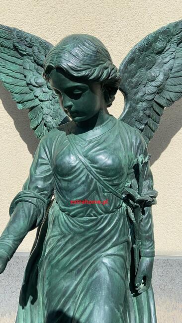 Fontanna ogrodowa Motyl strażnik ogrodu 80cm