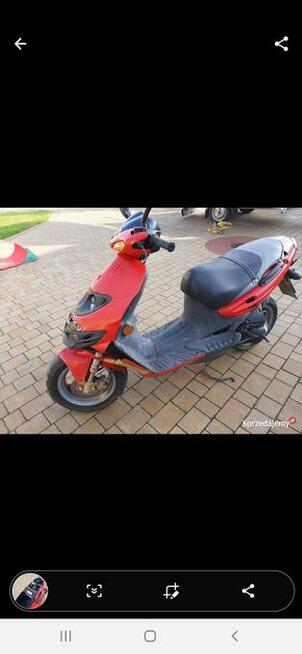 Skuter suzuki katana