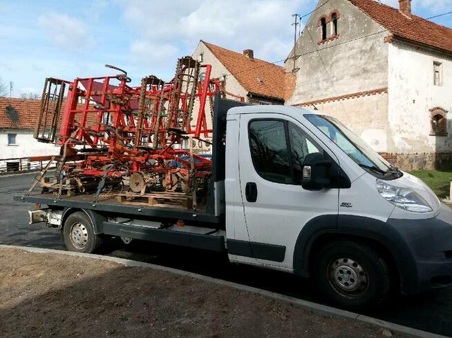 TRANSPORT MASZYN ROLNICZYCH OPRYSKIWACZY PRZYCZEP stali