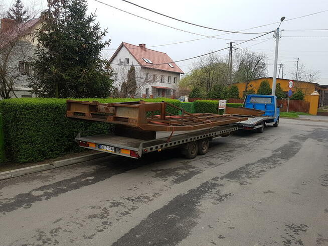 TRANSPORT MASZYN ROLNICZYCH OPRYSKIWACZY PRZYCZEP stali