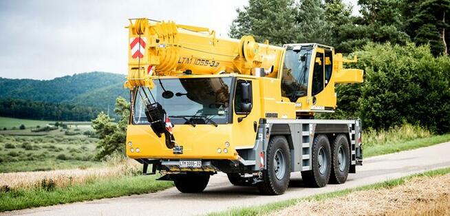 Dźwigi i wynajem dźwigów - żurawie mobilne samojezdne