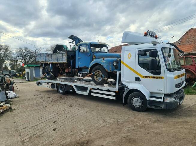 TRANSPORT MASZYN ROLNICZYCH OPRYSKIWACZY PRZYCZEP stali