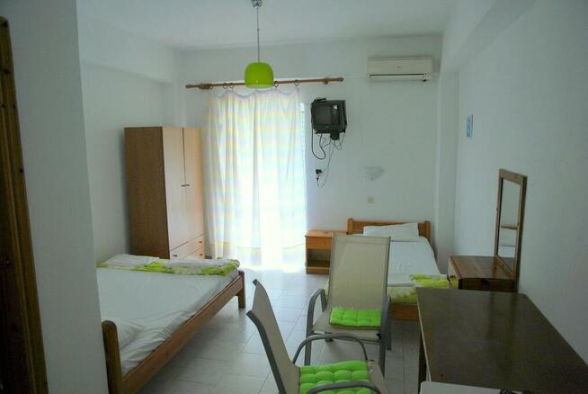 Grecja - pokoje ze sniadaniemdo wynajęcia 100m od morza -50e