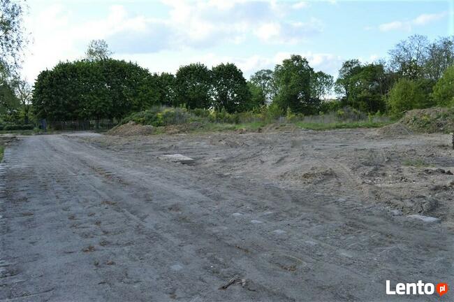 Działka z WZ na budynek handlowo - usługowy