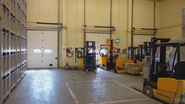 Magazyn, Okolice Piotrkowa Tryb., 525 m2