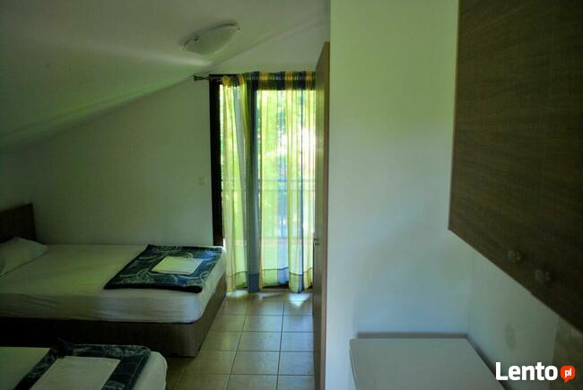 Grecja - pokoje ze sniadaniemdo wynajęcia 100m od morza -50e