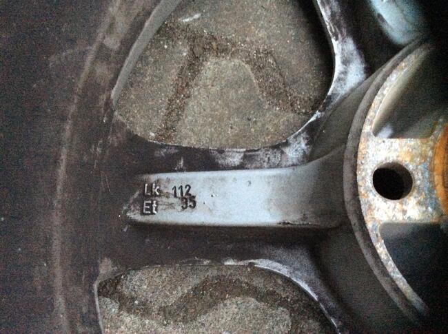 Koła aluminiowe z oponami