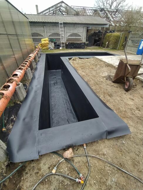 Folia do oczka wodnego