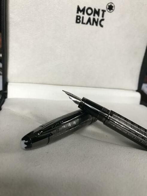 Pióro MontBlanc grafit/ karbowane