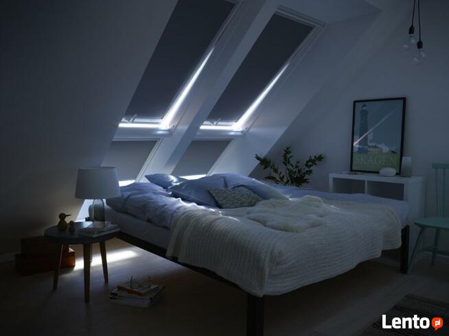 Roleta zaciemniająca DKL M08 3009 kolor czarny do okien VELU