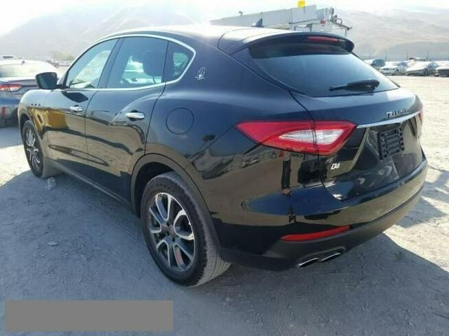 2017,3.0L,LEVANTE,4x4,porysowany