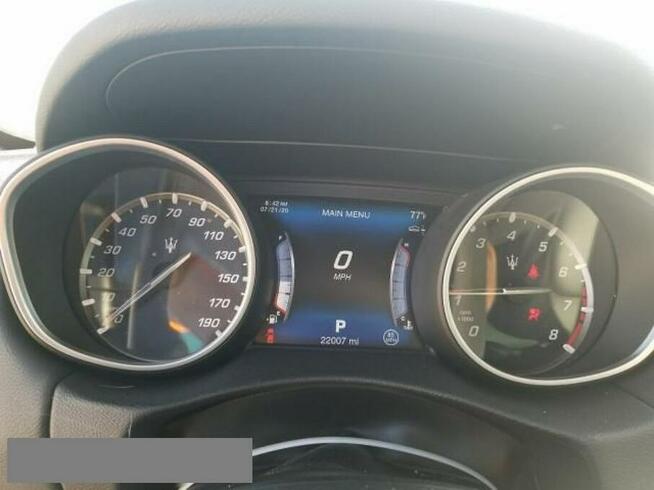 2017,3.0L,LEVANTE,4x4,porysowany