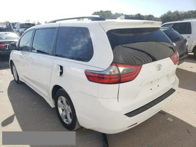 Toyota Sienna 2020,3.5L,LE,na przednie koła, porysowany