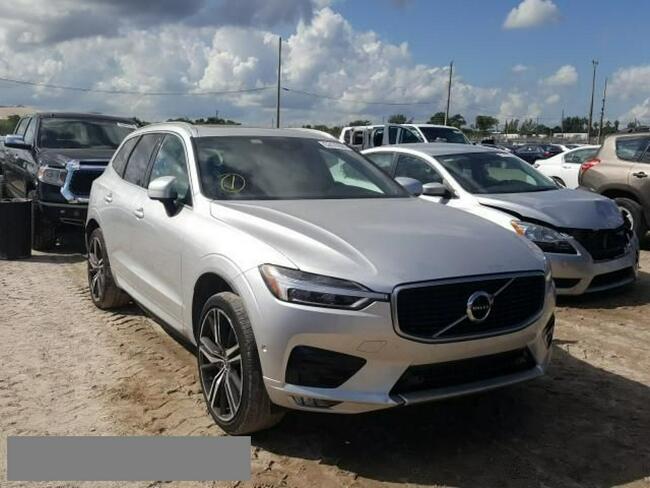Volvo XC 60 2019,2.0L,T5 R DESIGN,na przednie koła,porysowany