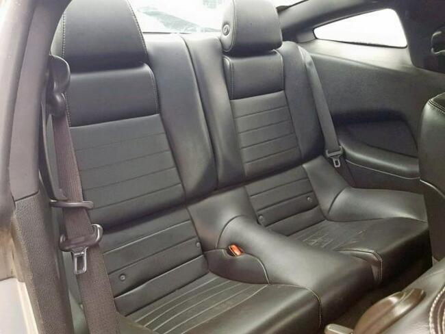 Ford Mustang 2013, 3.7L, manual, po gradobiciu