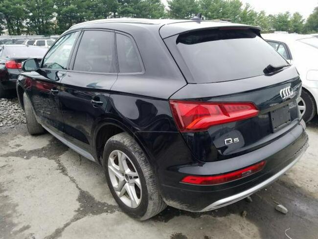 Audi Q5 2018, 2.0, Premium 4x4, uszkodzony tył