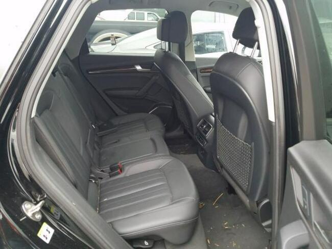 Audi Q5 2018, 2.0, Premium 4x4, uszkodzony tył