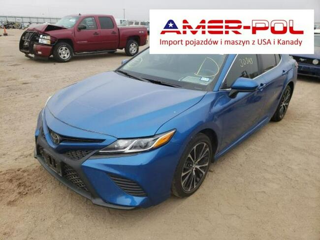 Toyota Camry 2019, 2.5L, SE L, po gradobiciu