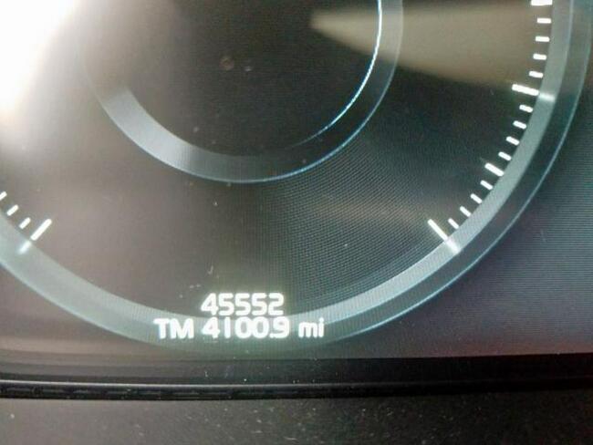 Volvo XC 90 2016, 2.0L, 4x4, uzkodzony bok